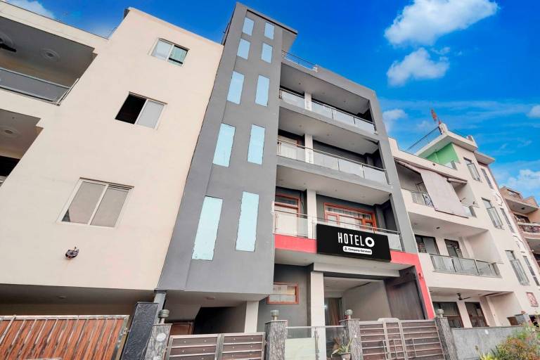 Hotel O Sector 20 Noida