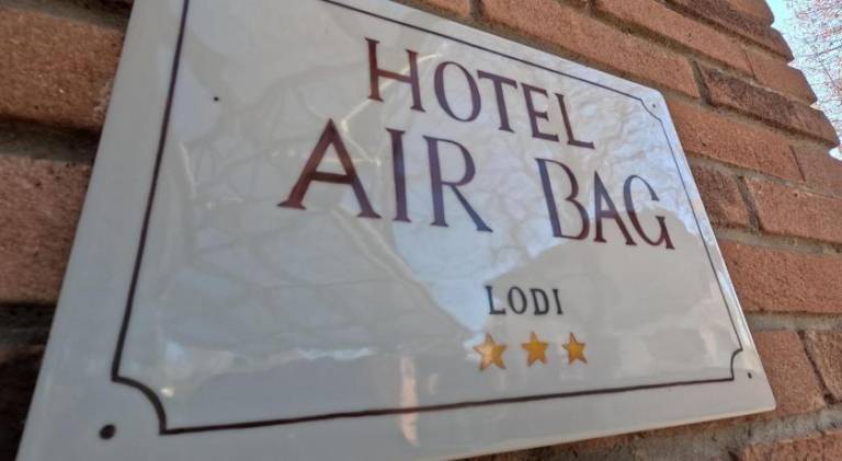 Hotel Air Bag