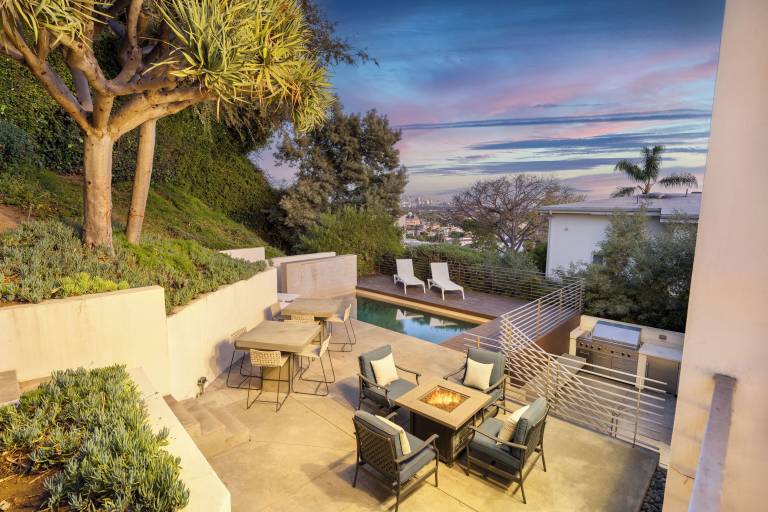 House  West Hollywood West