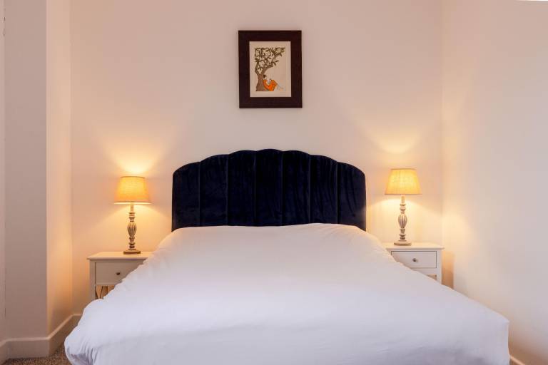 Apartment Surbiton