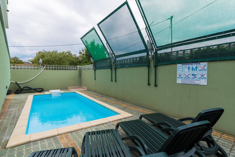 Apartment with garden, pool & barbecue | Pets allowed — photo 3