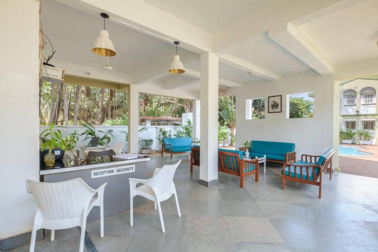 Serviced apartment with yard, pool & patio | Close to the beach | Pets are welcome — photo 2
