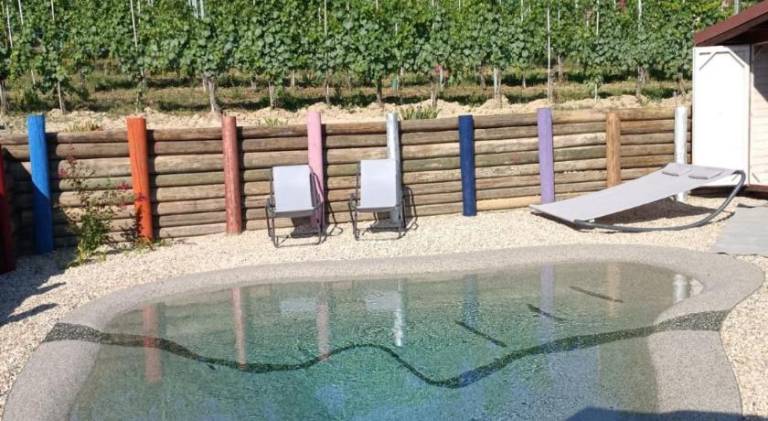 Farm with pool, garden & terrace in Monforte d'Alba