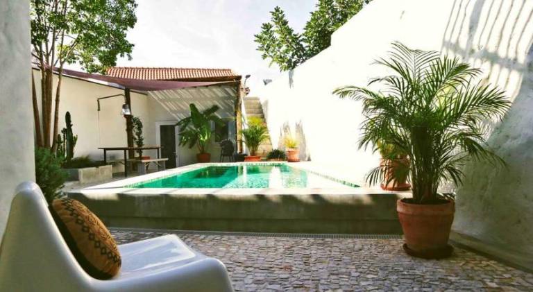 House with private pool, yard & BBQ in Grandola