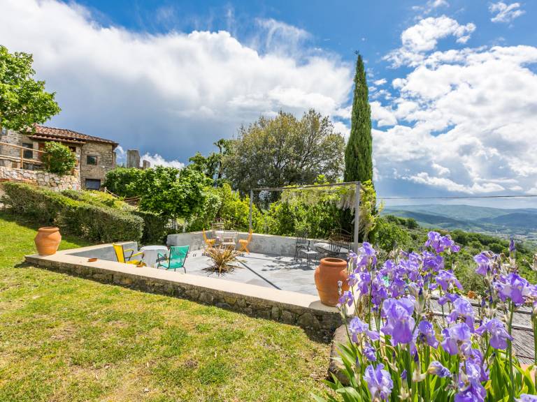 Rental apartment with pool, terrace & BBQ | Nature view — photo 5
