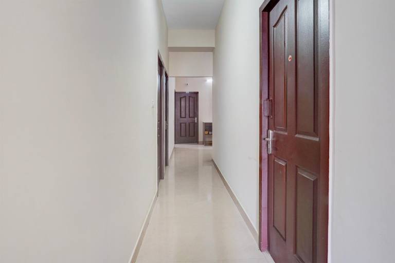 Super Hotel O Karanji Comfort