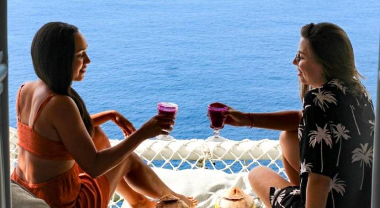 Tropical Glamping Nusa Penida Diamond Beach - Cliff Side Edge — photo 2