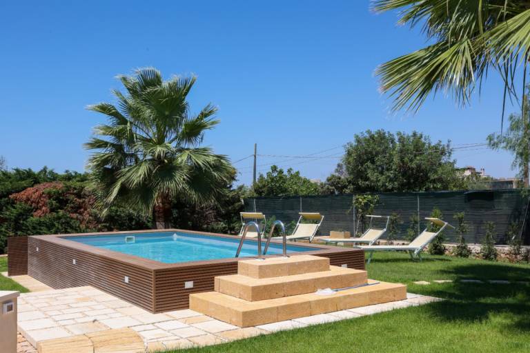Villa with private pool & garden — photo 4