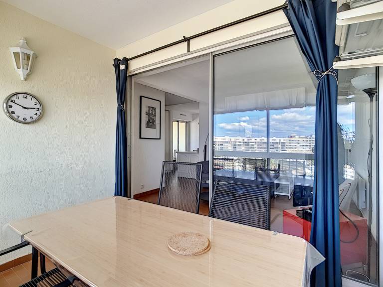 Apartment with 1 room for 6 persons — photo 2