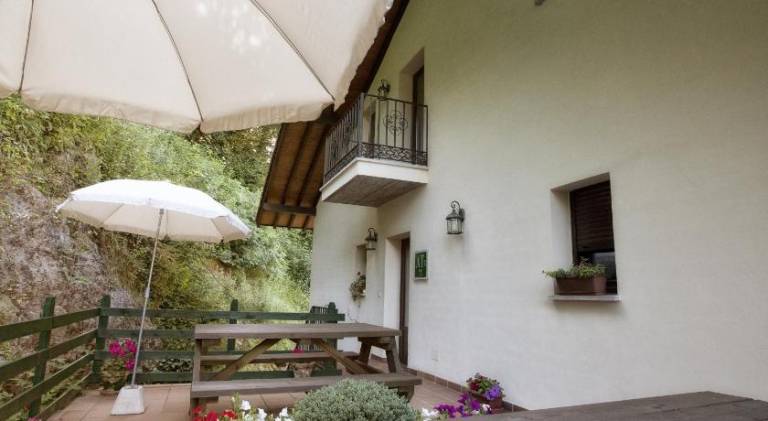 Apartment with 2 rooms for 4 persons — photo 4