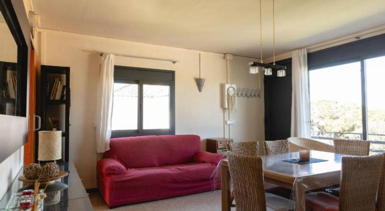 Apartment with yard, barbeque & terrace — photo 5
