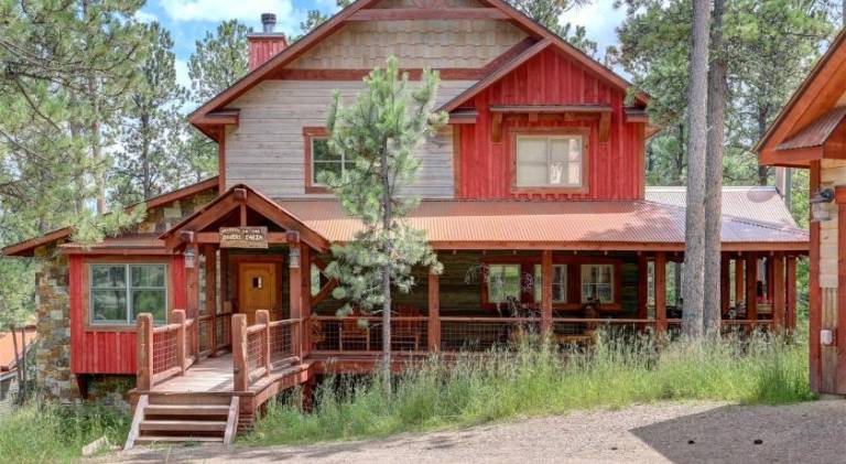 Vacation home with hot tub & pool in Deadwood, SD