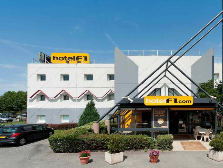 Brit Hotel Essentiel Limoges Nord Calme, Parking gratuit, acces rapide A20 in Limoges
