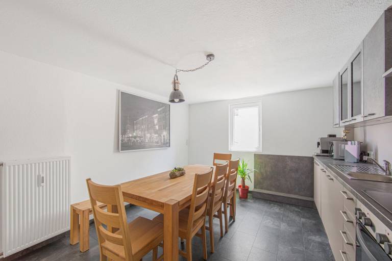 Holiday apartment with 3 rooms for 12 persons — photo 4
