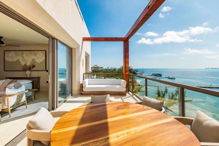 Artila PH Seaview Oasis with Private Terrace and