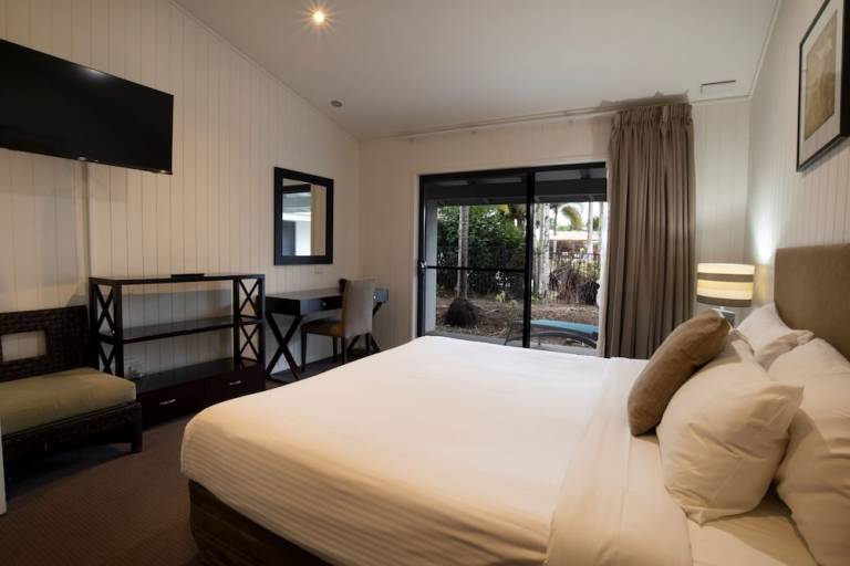Resort  Mission Beach