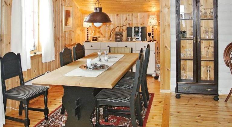 Charming vacation home with barbecue & terrace | Pets allowed — photo 4