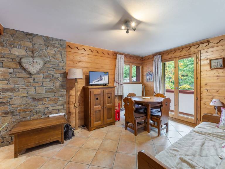 Charming 1-bedroom with pool and pets allowed in Méribel — photo 4