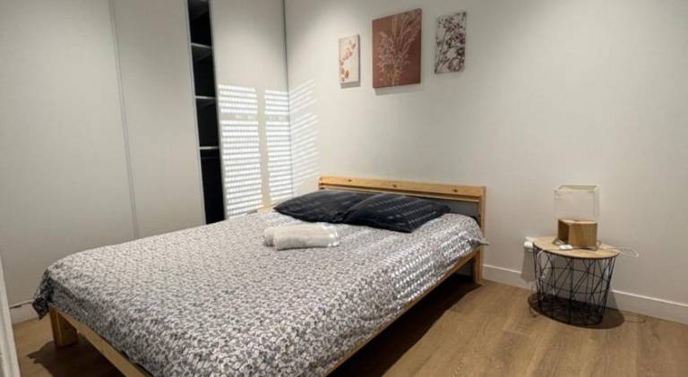 Holiday apartment with 1 room for 4 persons in Poissy