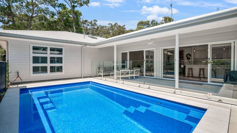 House Rainbow Beach