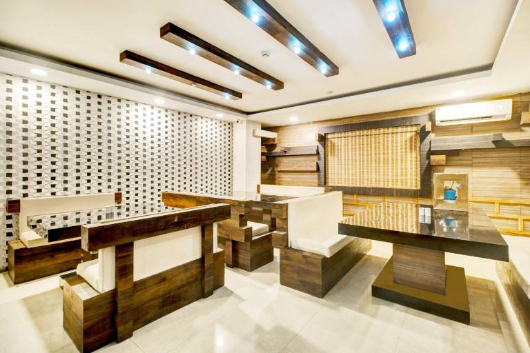 Super Townhouse Hatigaon Near Medicity Formerly Hotel Grand Majesty — photo 5