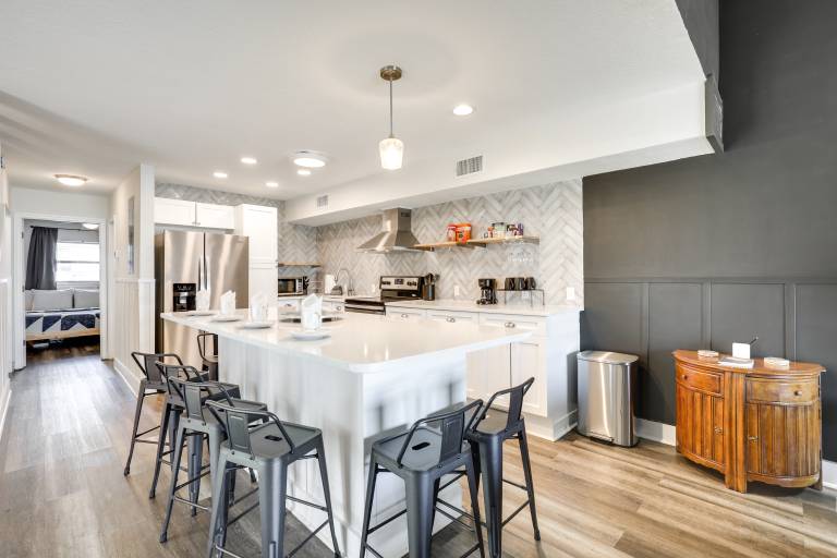 Stylish & Walkable! Pet-Friendly St Augustine Gem! — photo 2