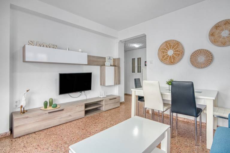 Rental apartment with patio & fast internet | Close to the beach | Perfect for remote work | Pets are welcome — photo 5