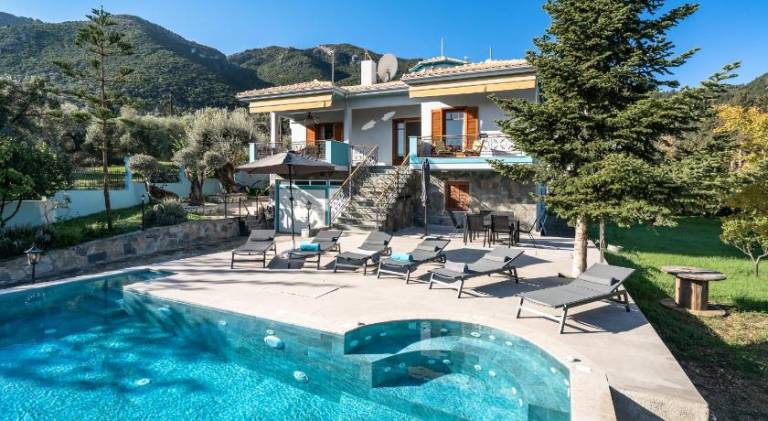 Spacious vacation home with yard, private pool & hot tub | Pet-friendly in Lefkada