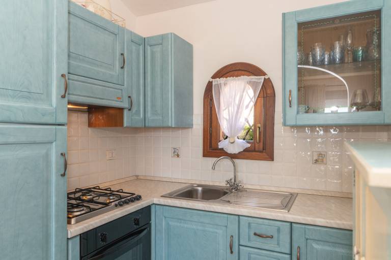 Apartment 'Tavolara Porto San Paolo B3' with Sea View, Shared Pool and Air Conditioning — photo 5
