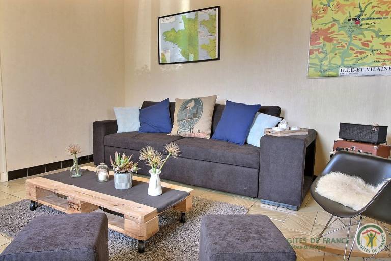 Gite with garden & patio — photo 4