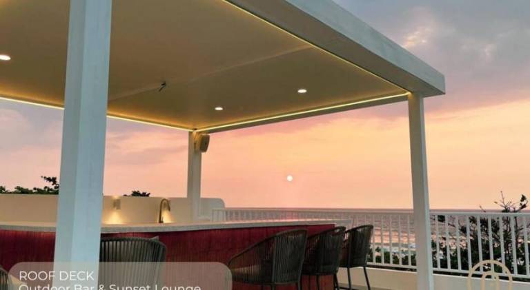 Villa with pool — photo 5
