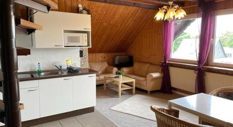 Lovely apartment with yard & patio | Dogs allowed — photo 2