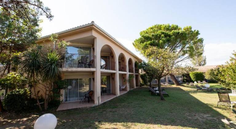 GOLDEN TULIP AVIGNON LE PARADOU — photo 5