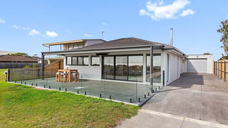 House Indented Head