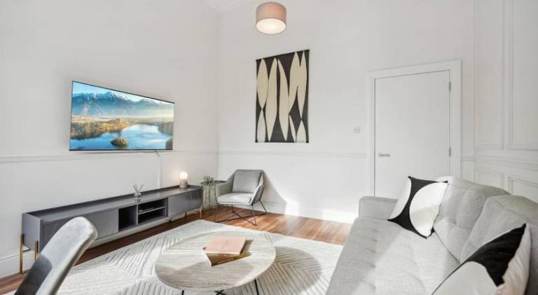 Lovely holiday apartment | Next to George Square | Dogs allowed — photo 2