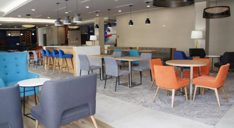 La Quinta Inn & Suites by Wyndham Katy — photo 4