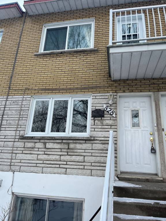Apartment Pointe-Claire