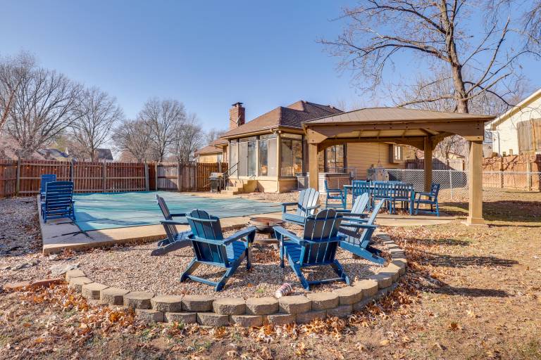 3,000-Sq-Ft Group Getaway w/ Pool Near Kansas City in Blue Springs, MO