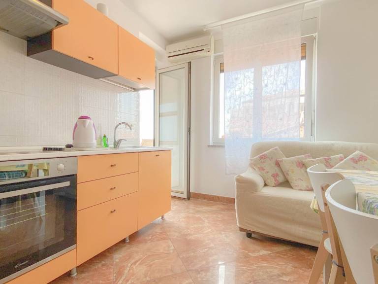 Holiday apartment with 2 rooms for 4 persons — photo 3