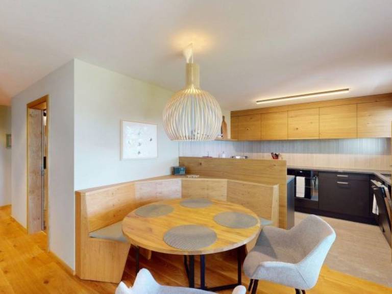 Apartment with patio & garden — photo 4