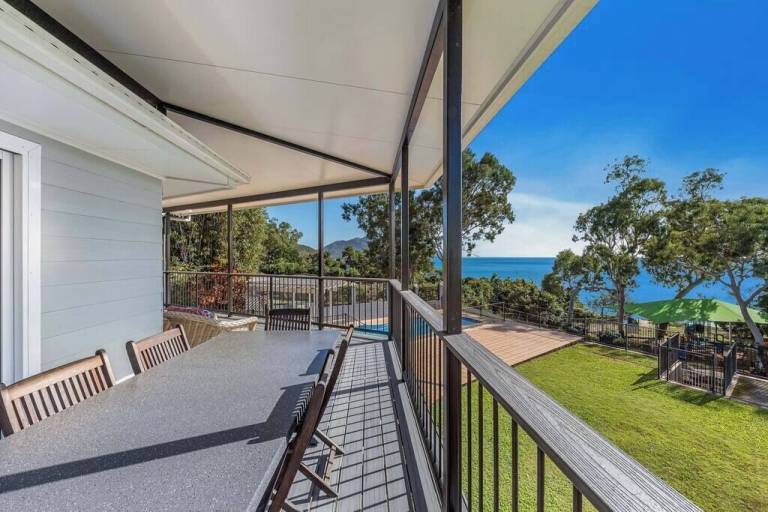 House Hideaway Bay