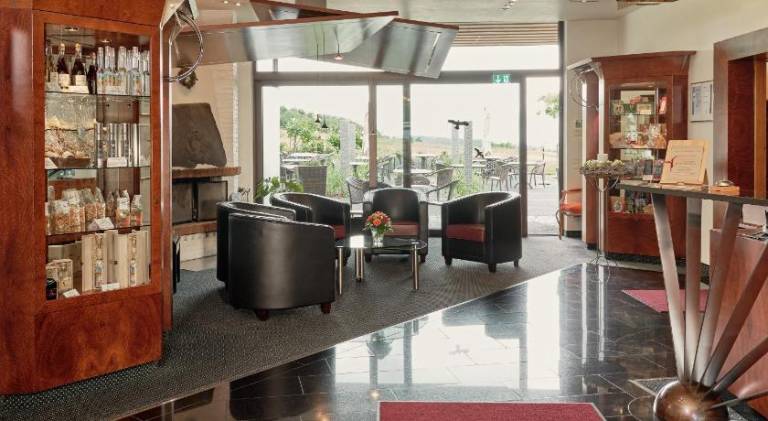 Badhotel Restaurant Stauferland — photo 5