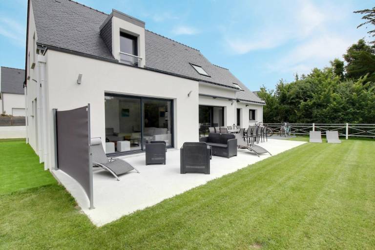 Gite with garden & terrace — photo 2