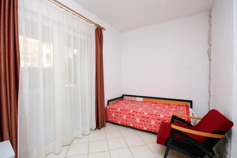 Studio flat near beach Duće, Omiš (AS-4795-e) — photo 2