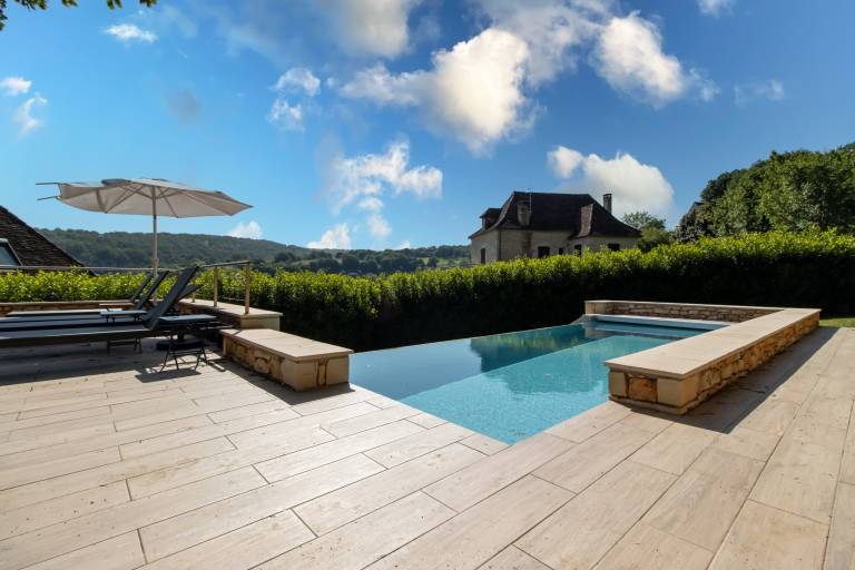 Holiday Home 'Gite Les Hauts De L'ouysse' with Private Pool, Wi-Fi and Air Conditioning in Lacave