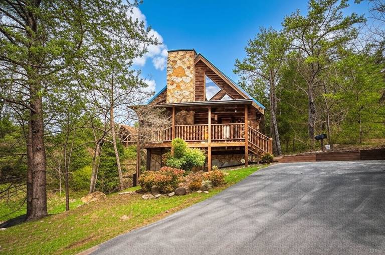 Cabin Pigeon Forge