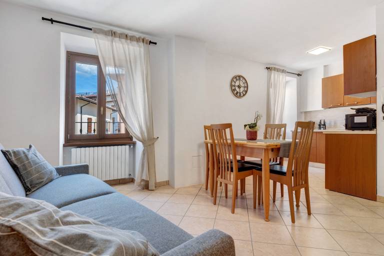 Lovely apartment with fast internet | Mountain view | Perfect for remote work | Dogs allowed in Tremosine
