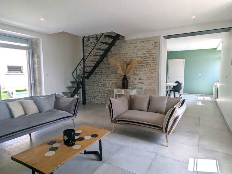 Cottage with BBQ & private pool — photo 2