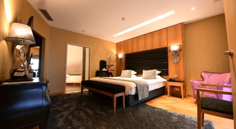 Hotel Bristol — photo 2