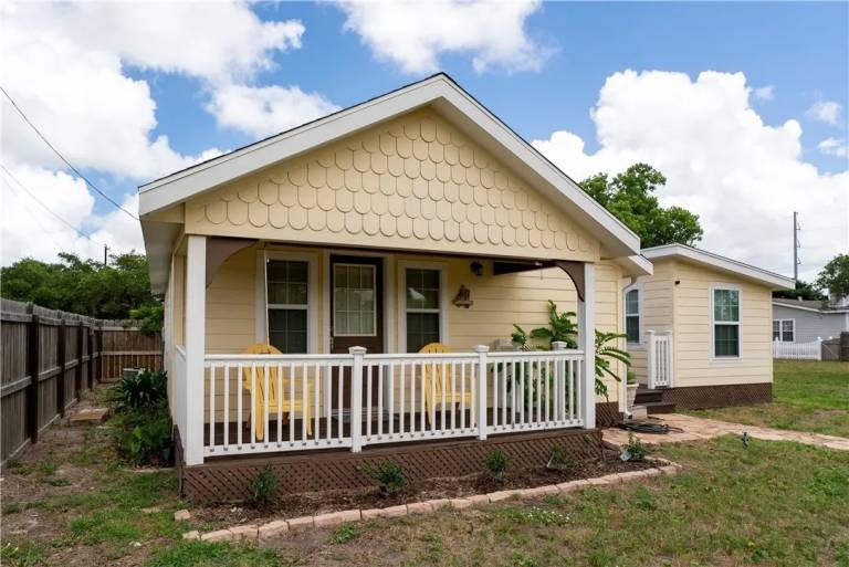 House Aransas Pass